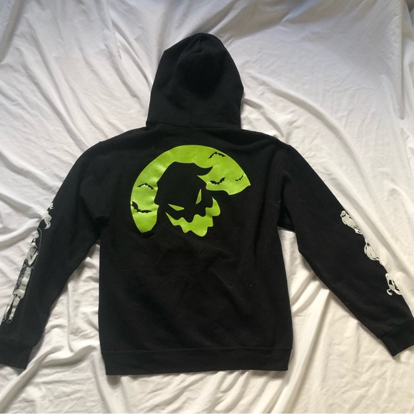 Black hoodie - Picture 2 of 2